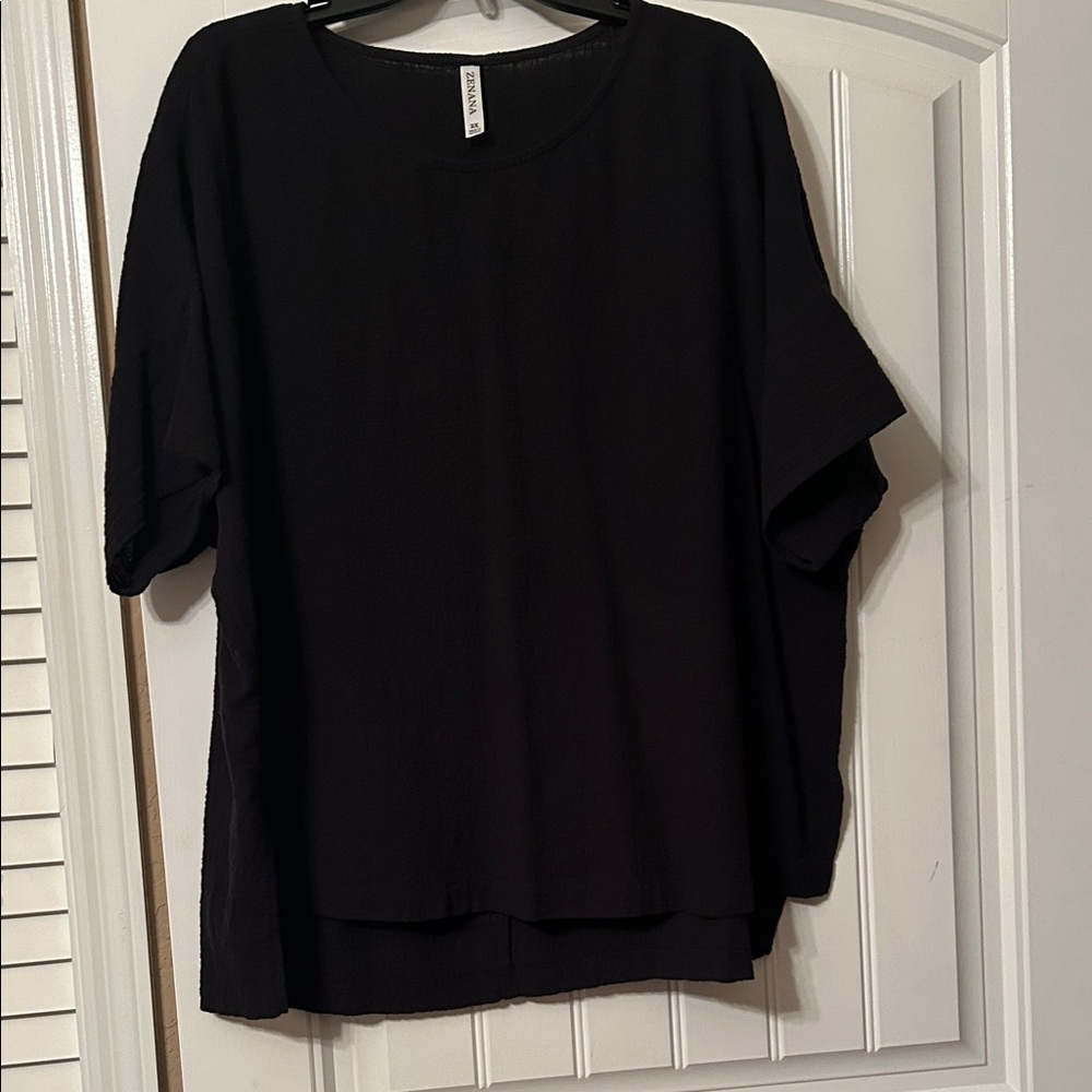 Zenana Outfitters Black Short Sleeve Top